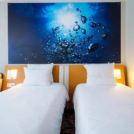 Отель Novotel Avold
