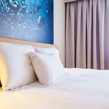 Отель Novotel Avold Сент-Авольд