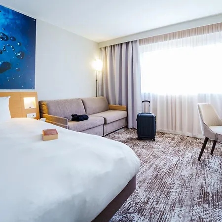 Novotel Avold Отель Сент-Авольд
