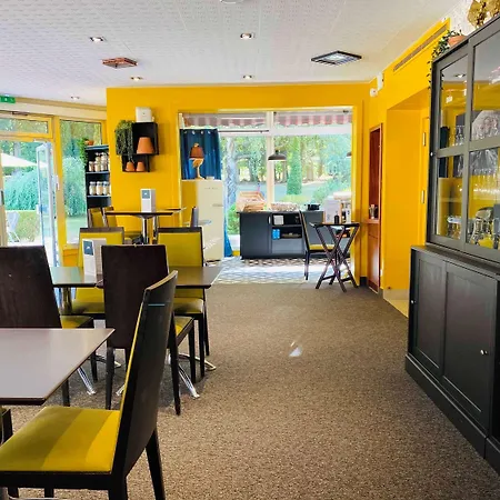 Novotel Avold Hotel 4*