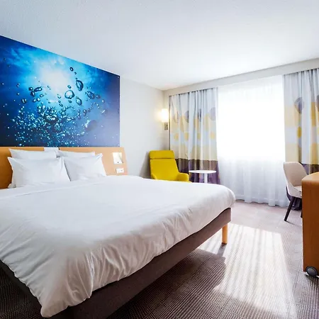 Novotel Avold فندق سانت أفولد