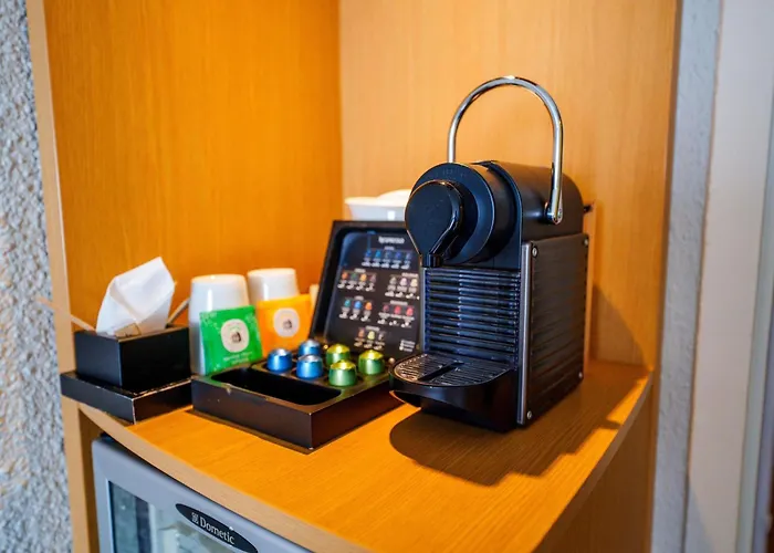 Отель Novotel Avold Сент-Авольд